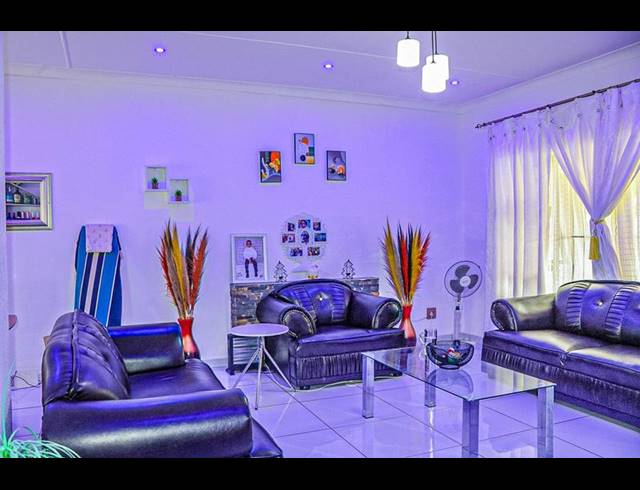 3 BEDROOM HOUSE FOR SALE IN CRESSLAWN